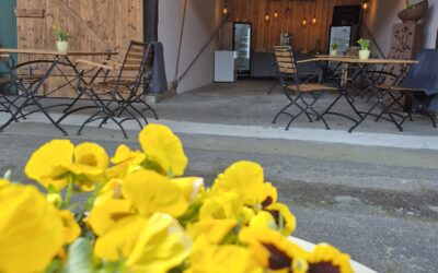 Unser SB-Hofcafé hat wieder geöffnet!